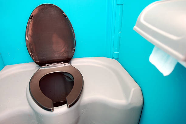 Best Portable restroom trailer rental  in , TN
